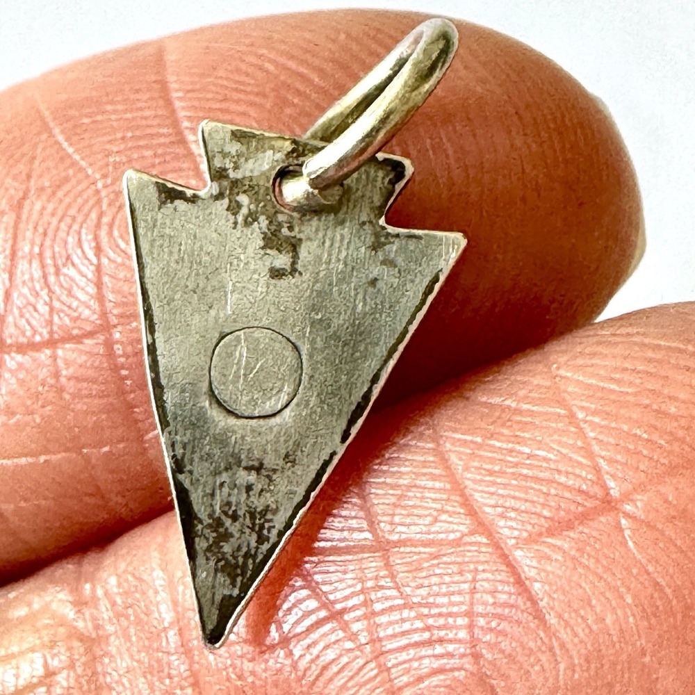 Tiny Navajo Arrowhead Turquoise Pendant Harvey Era Sterling Charm Native VTG - Picture 4 of 5